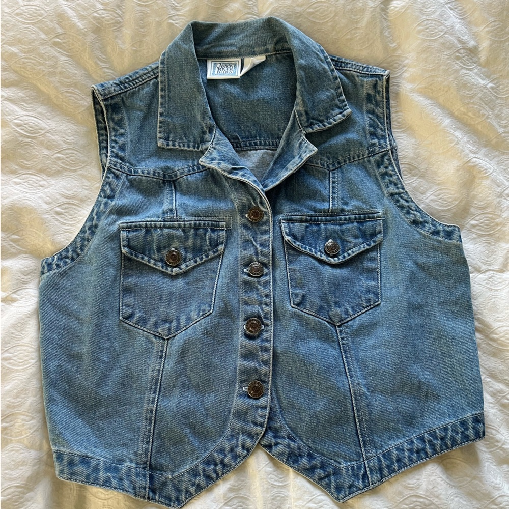 Vintage women’s Denim Sleeveless Vest size large